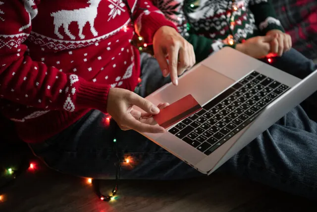 Tech Troubles and Holiday Cheer: The IT Season in Full Swing
